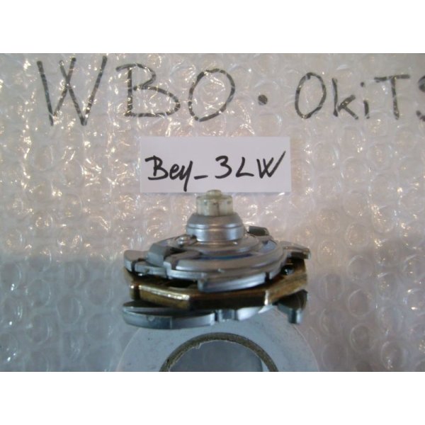 Photo3: Beyblade Dragoon V "Silver Metal Version" - "Corocoro Comics Limited" (3)